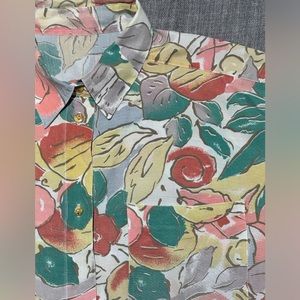 Vintage printed shirt.